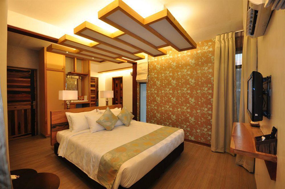 Infinity Resort Puerto Galera Exterior foto