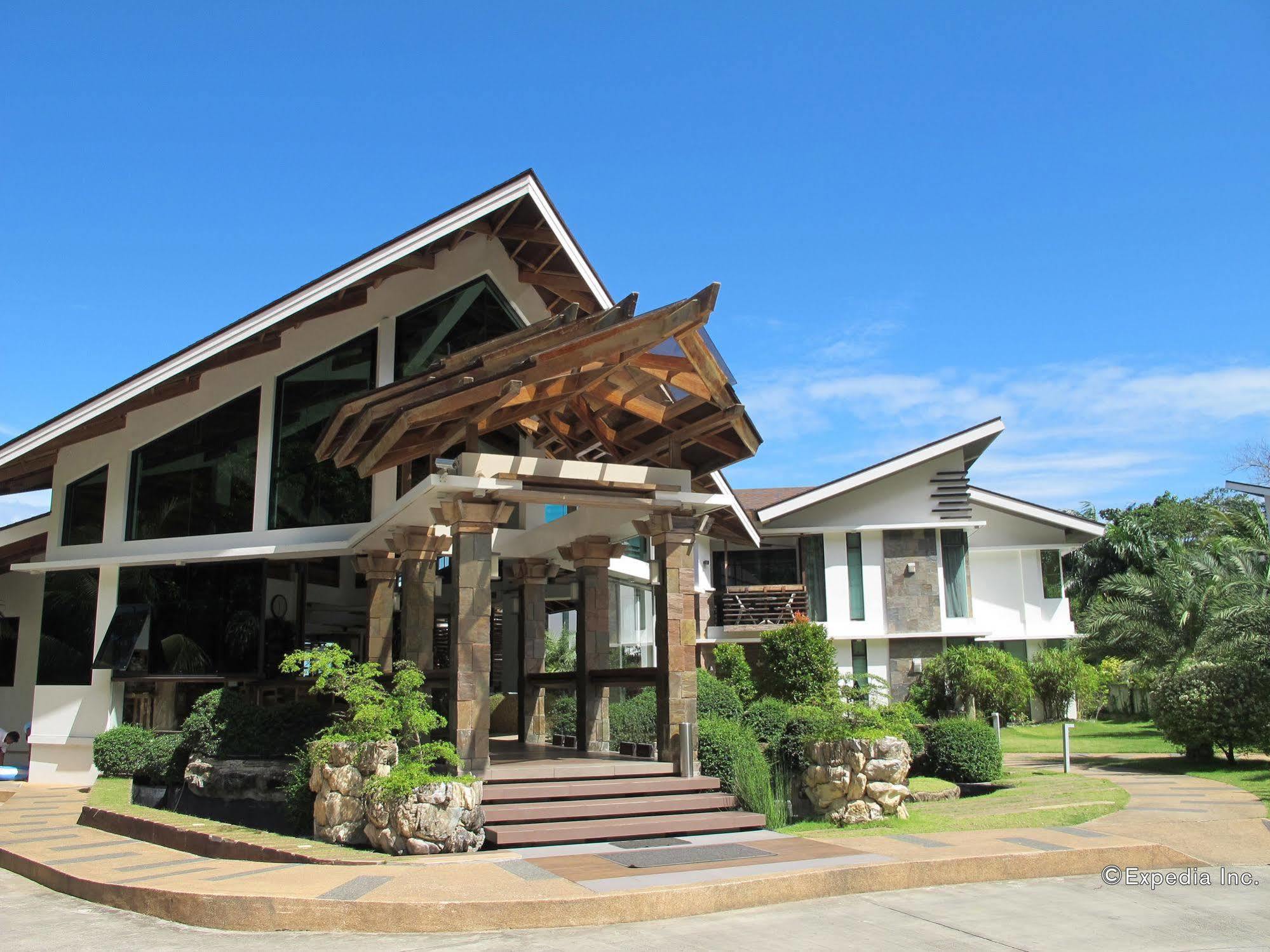 Infinity Resort Puerto Galera Exterior foto